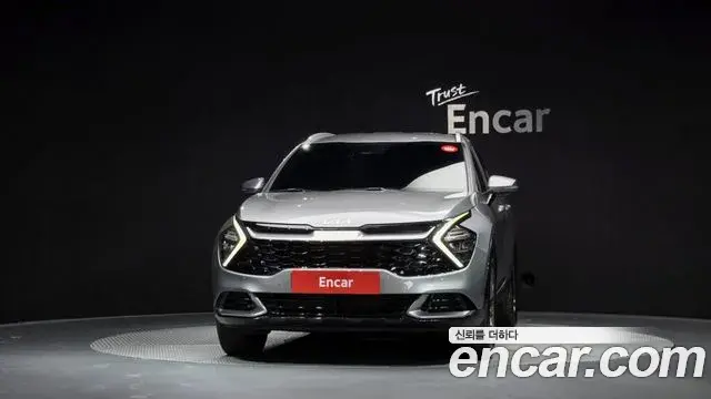 Kia Sportage 2022 — Фото 3/20
