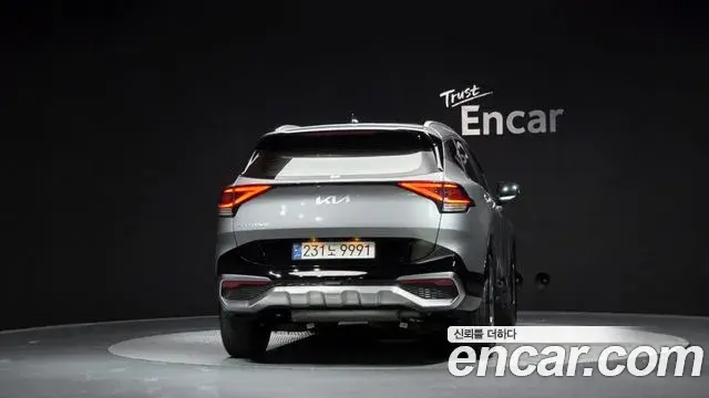 Kia Sportage 2022 — Фото 4/20