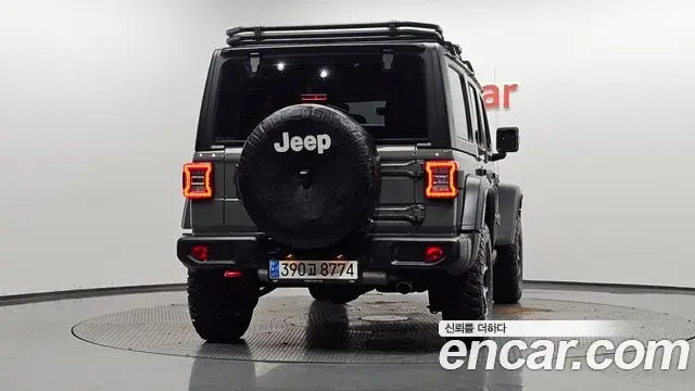 Jeep Wrangler 2023 — Фото 4/20