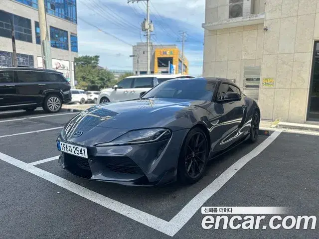 Toyota Supra 2024 — Photo 2/20