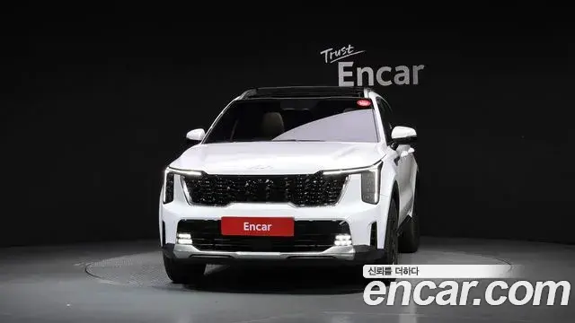 Kia Sorento 2024 — Photo 2/20