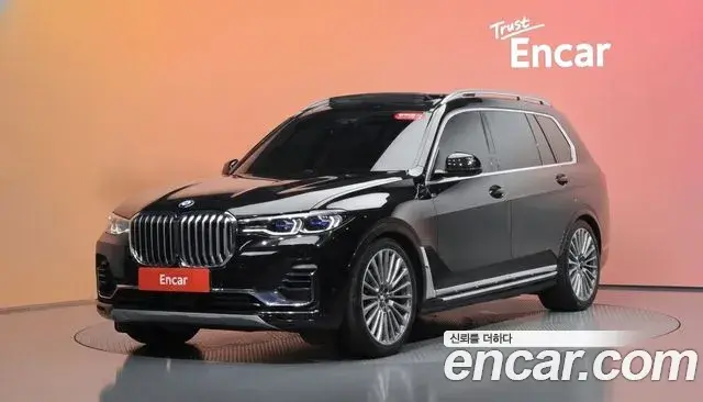 BMW X7 2020 — Фото 1/20
