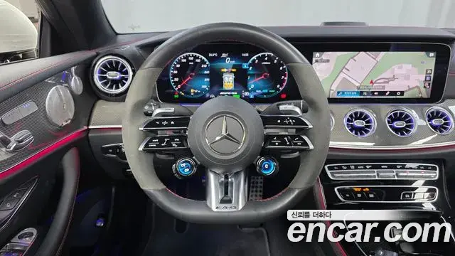 Mercedes-Benz E-Class 2021 — Photo 14/20