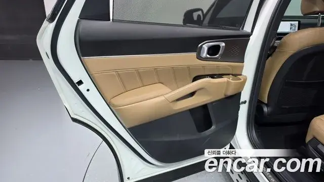 Kia Sorento 2024 — Photo 19/30