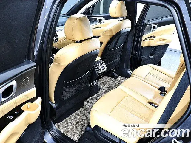 Kia Sorento 2020 — Photo 15/20