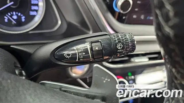 Hyundai Sonata 2019 — Фото 19/20