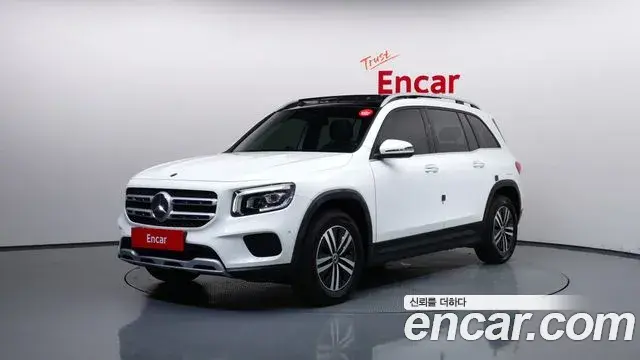 Mercedes-Benz GLB-Class 2021 — Фото 1/20