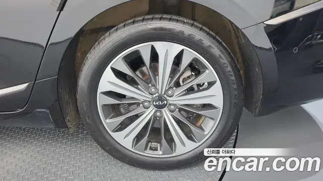 Kia K8 2024 — Photo 37/46
