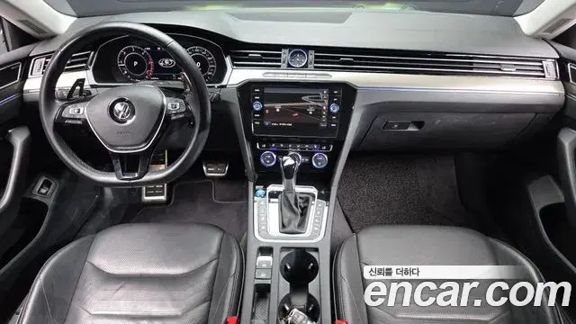 Volkswagen Arteon 2019 — Şəkil 9/20