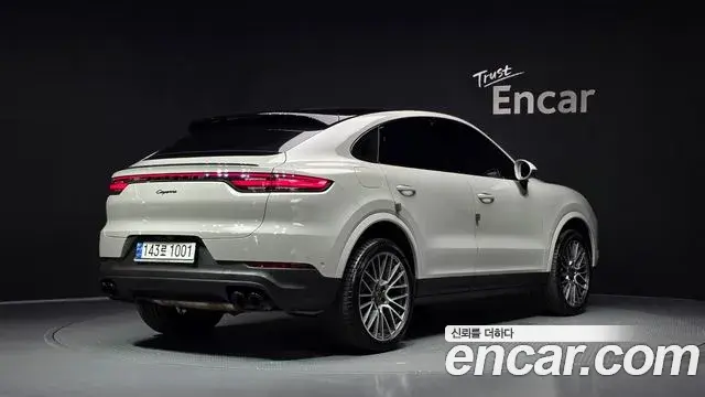 Porsche Cayenne 2023 — Фото 2/20