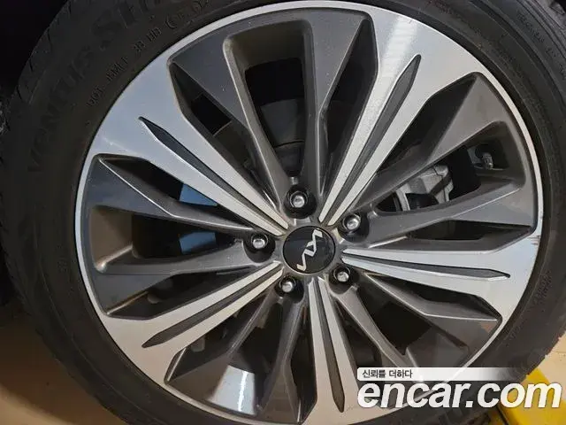 Kia K8 2021 — Photo 10/12