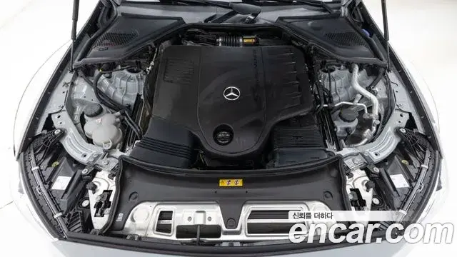 Mercedes-Benz E-Class 2026 — Фото 5/19
