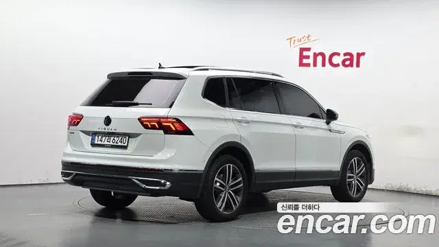 Volkswagen Tiguan Allspace 2023 — Фото 2/20
