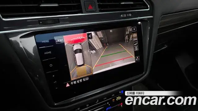 Volkswagen Tiguan Allspace 2023 — Фото 16/20