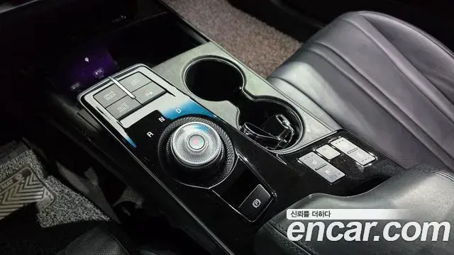 Kia K8 2022 — Şəkil 9/20