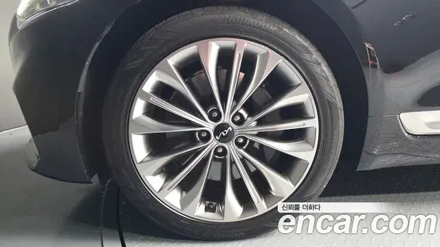 Kia The K9 2021 — Photo 5/20
