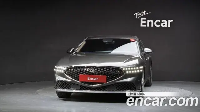 Genesis G90 2023 — Фото 3/20