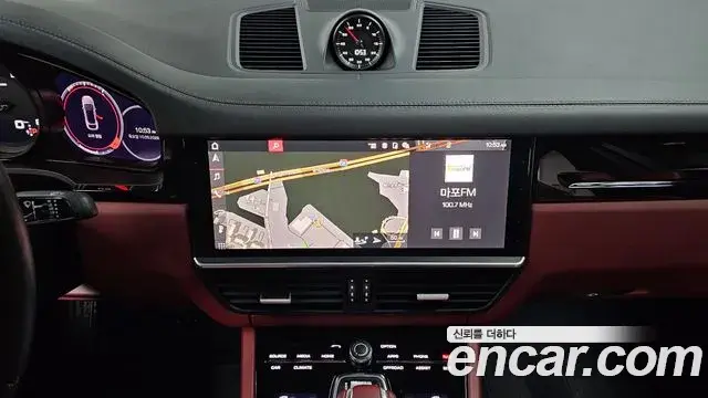 Porsche Cayenne 2021 — Şəkil 12/20