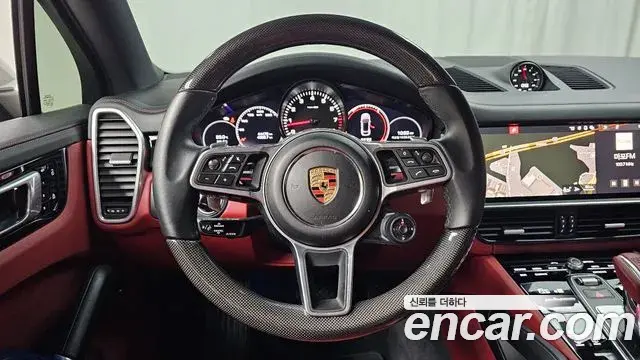 Porsche Cayenne 2021 — Şəkil 13/20