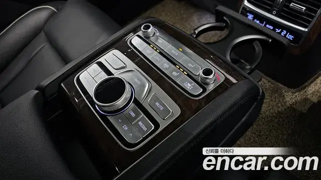 Kia The K9 2018 — Şəkil 16/20