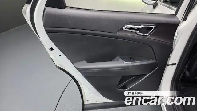 Kia Sportage 2024 — Şəkil 14/31