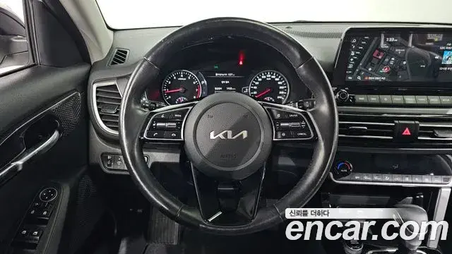 Kia Seltos 2022 — Photo 5/31
