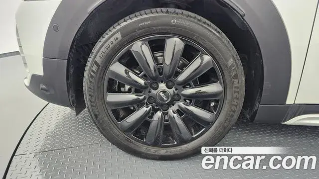 Mini Cooper Countryman 2024 — Photo 5/20