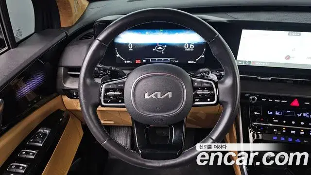 Kia Carnival 2023 — Фото 14/20