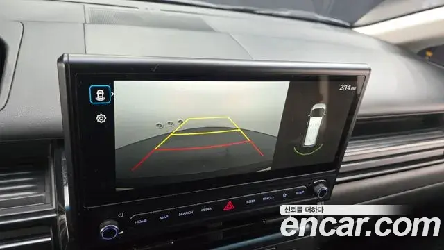 Hyundai Staria 2026 — Photo 14/20