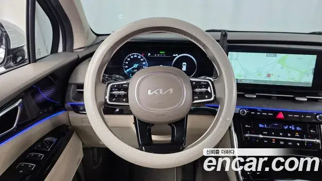 Kia Carnival 2023 — Şəkil 13/20