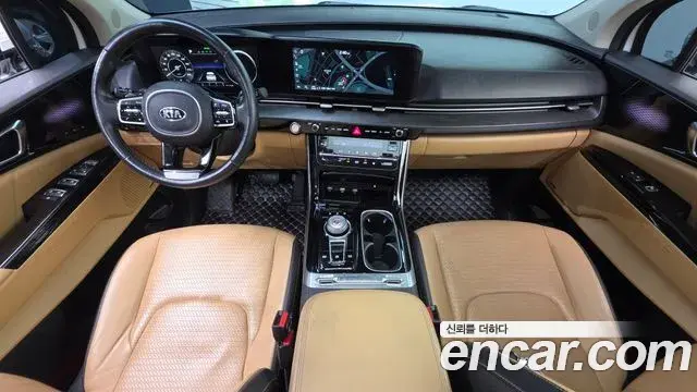 Kia Carnival 2021 — Photo 7/20