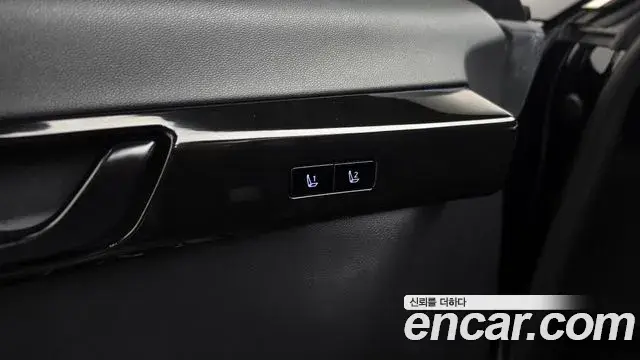 Hyundai Grandeur 2022 — Фото 18/20