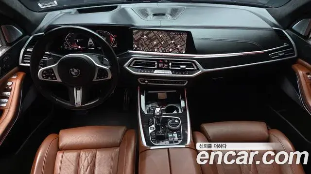 BMW X7 2021 — Фото 7/20