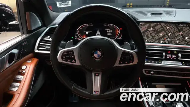 BMW X7 2021 — Фото 13/20