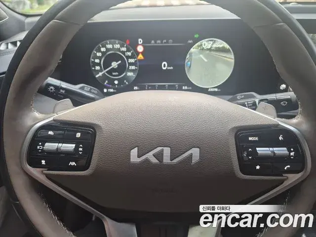 Kia K8 2022 — Photo 17/20