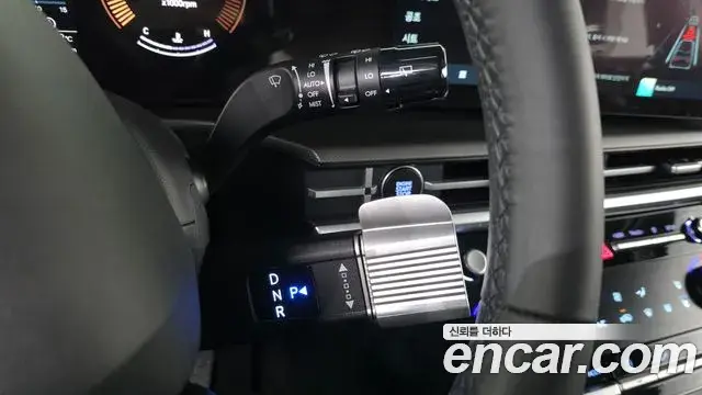 Hyundai Santa Fe 2025 — Şəkil 9/20