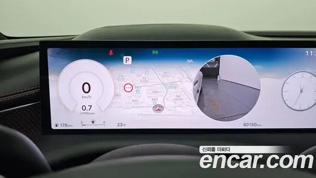 Genesis Electrified G80 2024 — Photo 8/20