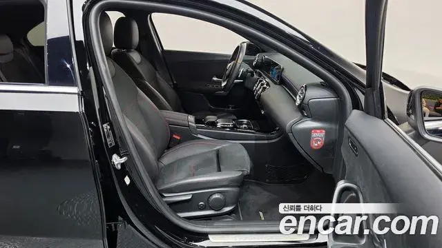 Mercedes-Benz A-Class 2020 — Photo 20/30