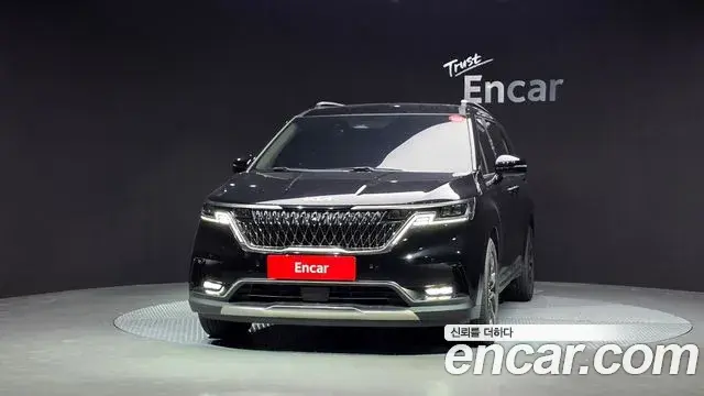 Kia Carnival 2023 — ფოტო 3/20