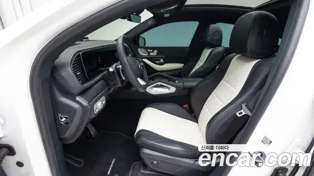 Mercedes-Benz GLE-Class 2023 — Photo 14/20