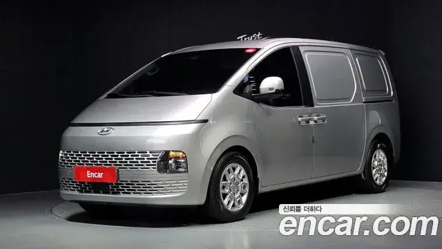 Hyundai Staria 2022 — Şəkil 1/20