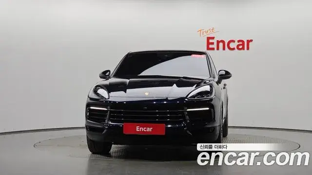 Porsche Cayenne 2020 — Фото 3/20