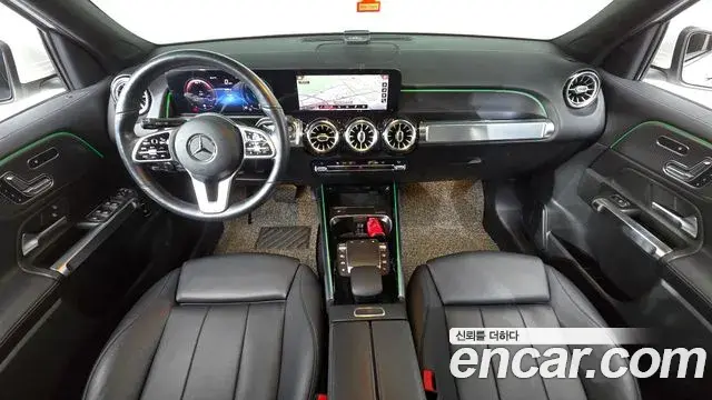Mercedes-Benz GLB-Class 2021 — Фото 7/20