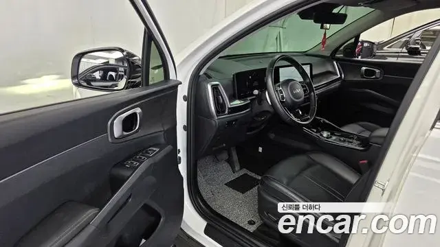 Kia Sorento 2023 — Photo 9/20
