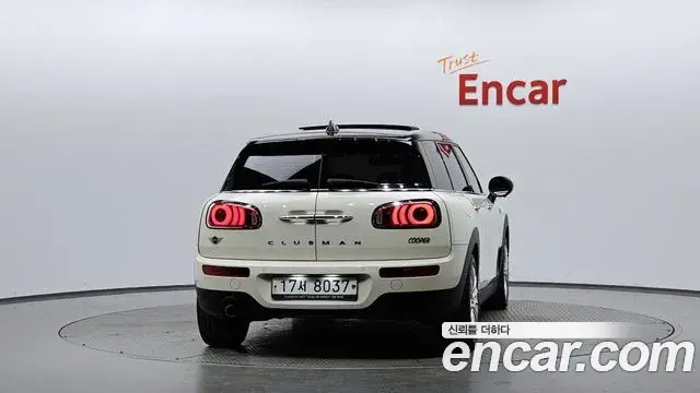 Mini Cooper Clubman 2018 — Photo 4/20