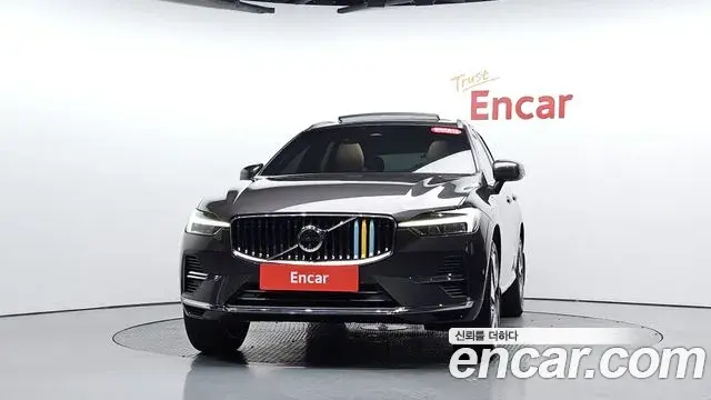 Volvo XC60 2024 — Photo 3/20