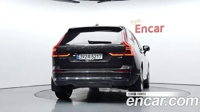 Volvo XC60 2024 — Photo 4/20