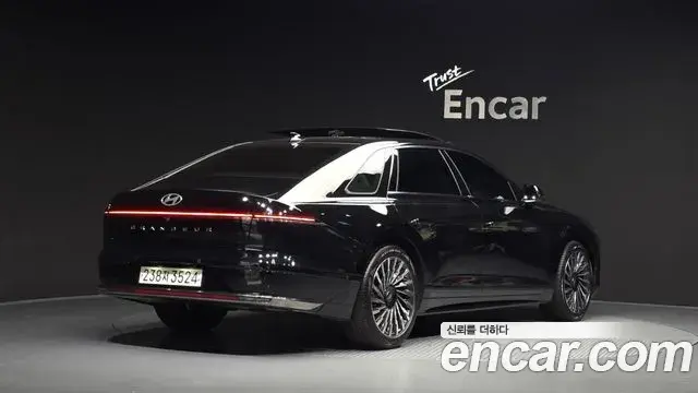 Hyundai Grandeur 2022 — Photo 2/20