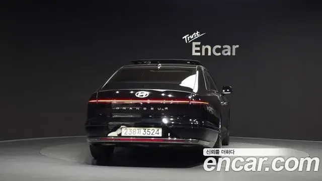 Hyundai Grandeur 2022 — Photo 4/20