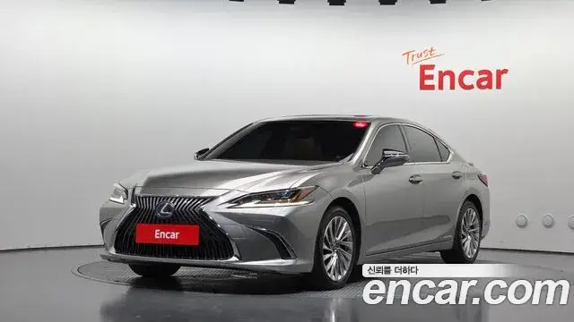 Lexus ES300h, 2019